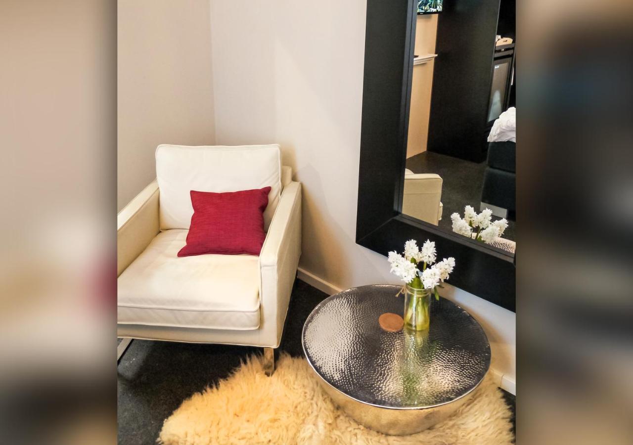 Comfort And Style In City Center With Ensuite Bathroom On Schaafenstrasse Köln Exterior foto